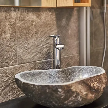 Wiesl 아파트호텔 4*