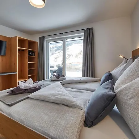 Wiesl 4* ザールバッハ・ヒンターグレム